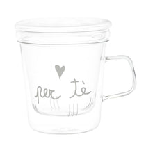 Tasse mit Tee-Ei-Dekor